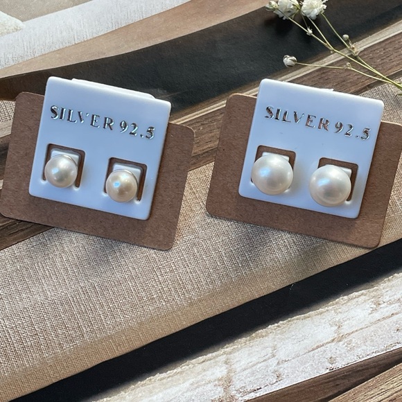 Earrings, 925 Sterling Silver Pearl Earring (set of 2) - Picture 6 of 7